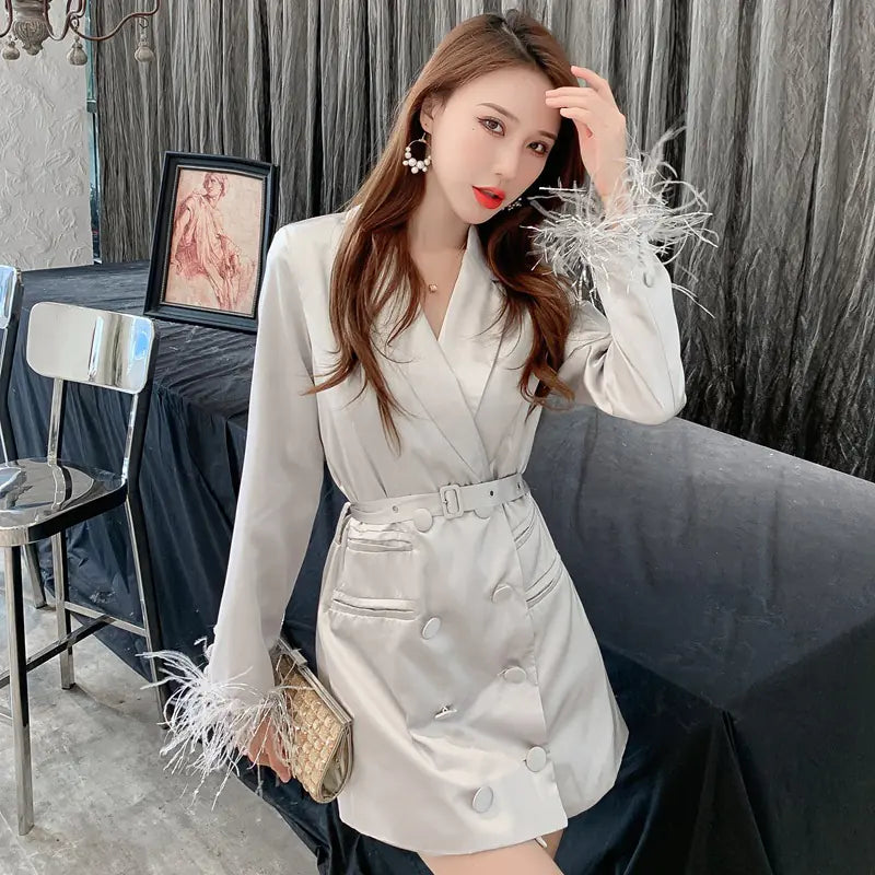 Chicyou Elegant Silver Black Satin Blazer with Ostrich Sleeves