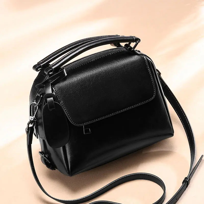 Fashionable Women's Leather Shoulder Bag and Crossbody Bag